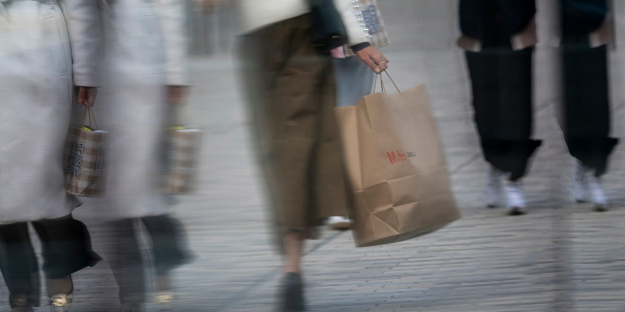 American Consumer Sentiment: A Growing Wave Of Pessimism American Consumer Sentiment: A Growing Wave Of Pessimism