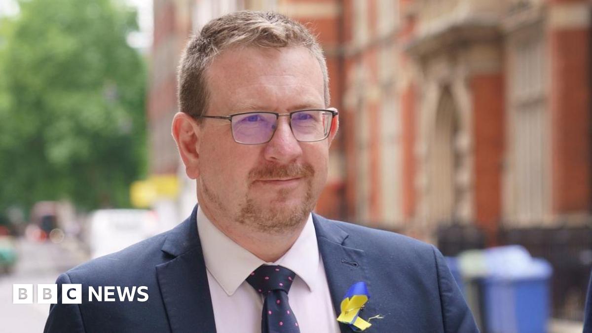 Andrew Gwynne Sacked: Labour Health Minister's WhatsApp Controversy Explained Andrew Gwynne Sacked: Labour Health Minister's WhatsApp Controversy Explained