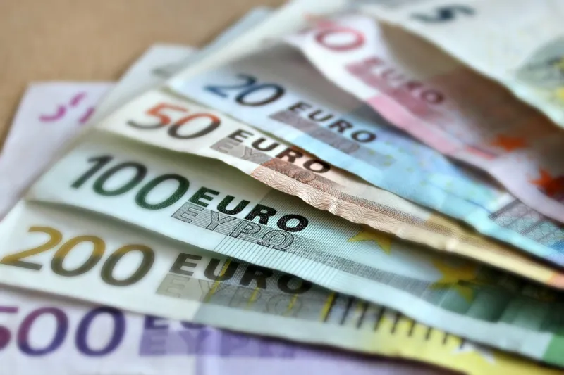 Aumenti Stipendi A Pasqua 2025: Impatto Del Taglio IRPEF Aumenti Stipendi A Pasqua 2025: Impatto Del Taglio IRPEF