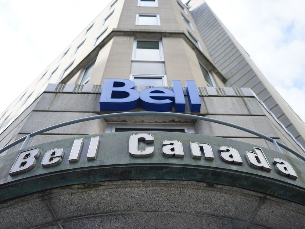Bell: Q4 Earnings Top Estimates, But Future Growth Uncertain Amid Wireless Slowdown Bell: Q4 Earnings Top Estimates, But Future Growth Uncertain Amid Wireless Slowdown