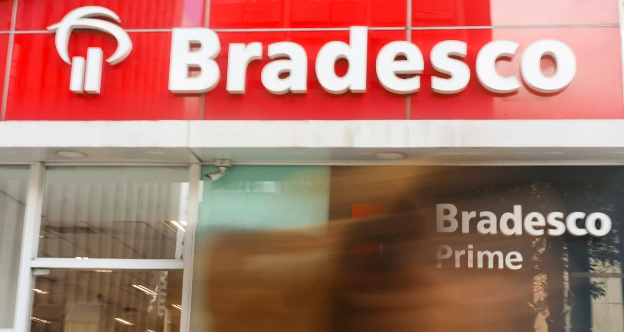 Bradesco (BBDC4): Queda De 4% Na Ação: Análise Das Causas Bradesco (BBDC4): Queda De 4% Na Ação: Análise Das Causas