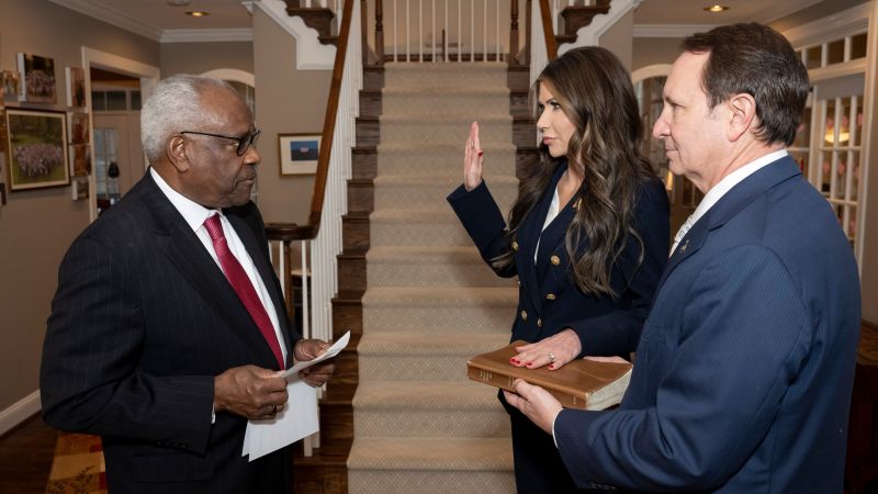 Clarence Thomas: Swearing In Trump's Cabinet Clarence Thomas: Swearing In Trump's Cabinet