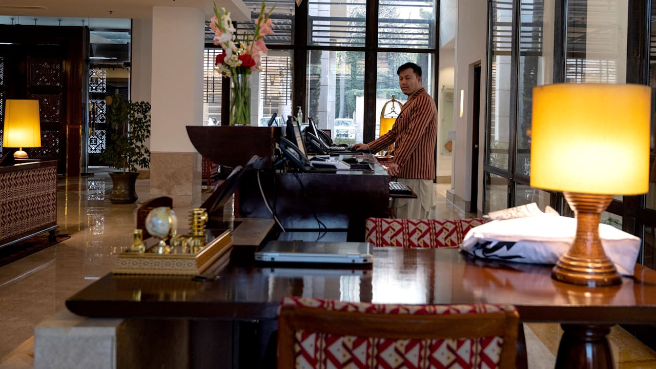 Deutsche Firma Übernimmt Luxushotel In Kabul: Der Umstrittene Deal Mit Den Taliban Deutsche Firma Übernimmt Luxushotel In Kabul: Der Umstrittene Deal Mit Den Taliban