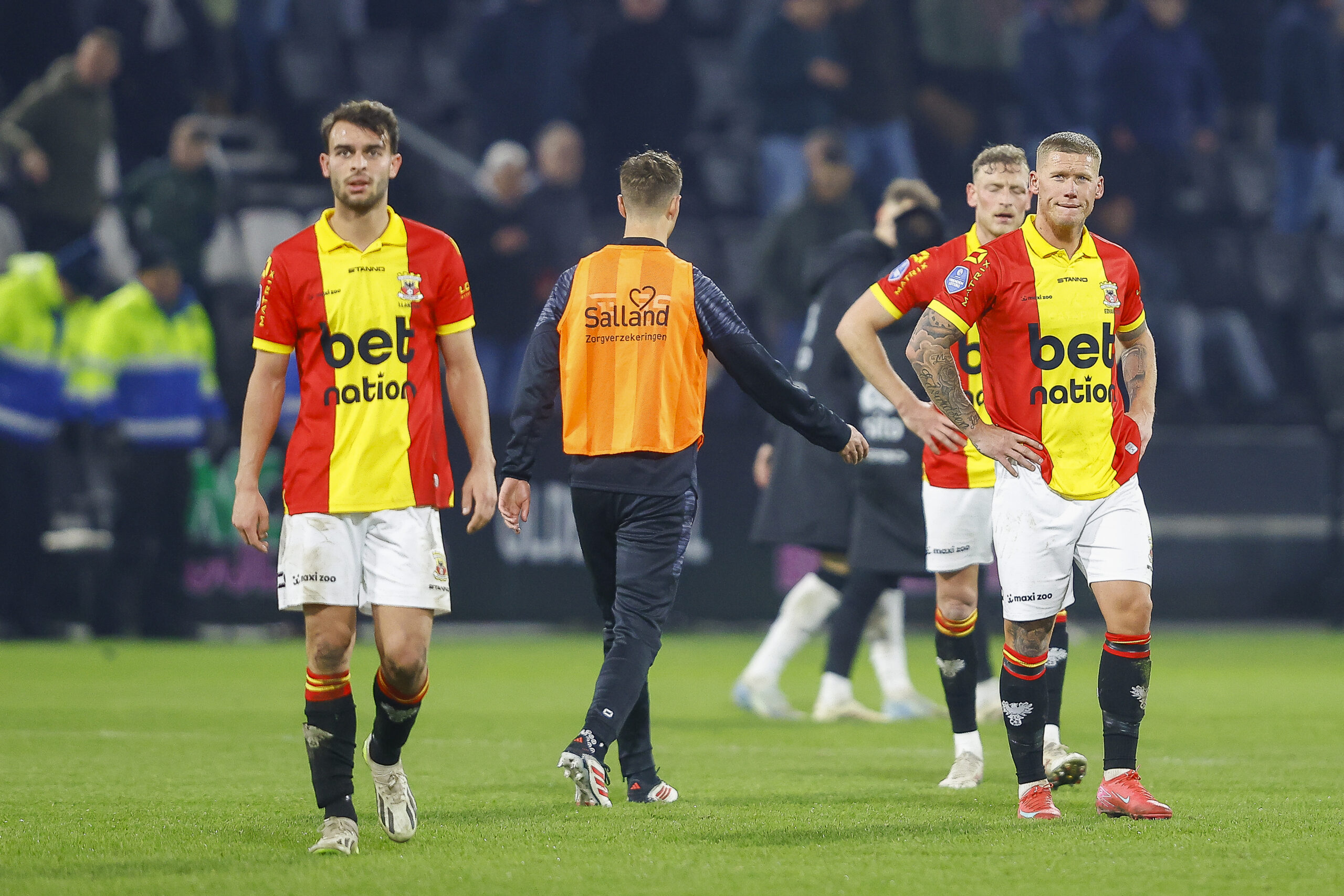 Heracles Almelo Verslaat Go Ahead Eagles Met 4-2 Heracles Almelo Verslaat Go Ahead Eagles Met 4-2