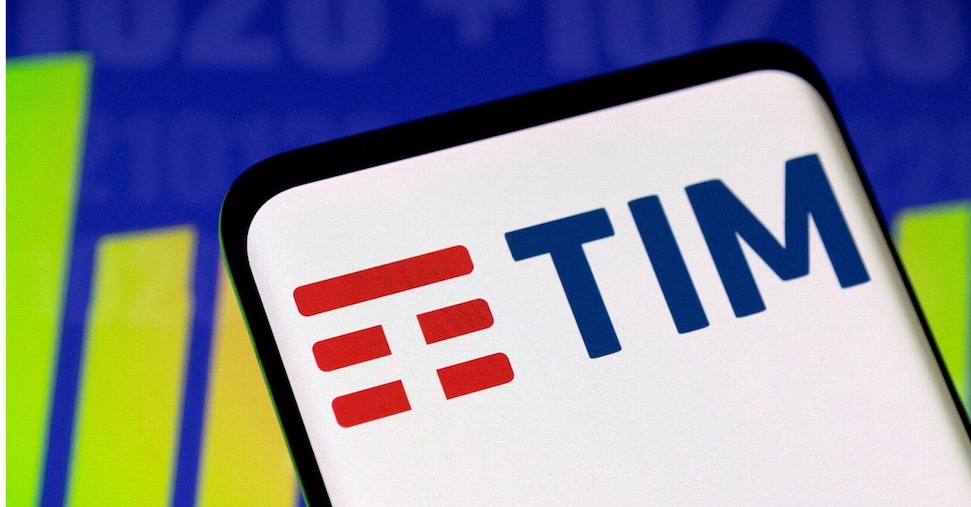 Iliad: Nessun Rischio Spezzatino O Licenziamenti Per TIM, Assicura Il Governo Iliad: Nessun Rischio Spezzatino O Licenziamenti Per TIM, Assicura Il Governo