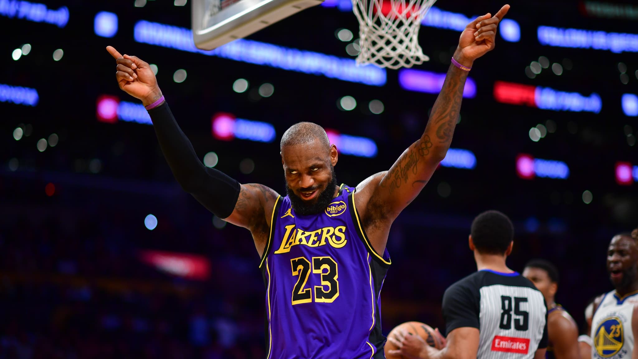 LeBron James : Record De 40 Points À Plus De 38 Ans, Un Exploit Historique En NBA LeBron James : Record De 40 Points À Plus De 38 Ans, Un Exploit Historique En NBA
