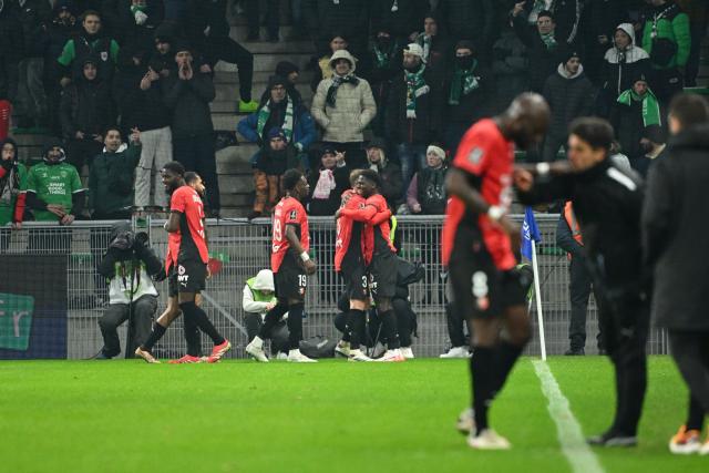 Le Stade Rennais De Habib Beye S'impose Face À Saint-Étienne Et Sort De La Crise Le Stade Rennais De Habib Beye S'impose Face À Saint-Étienne Et Sort De La Crise