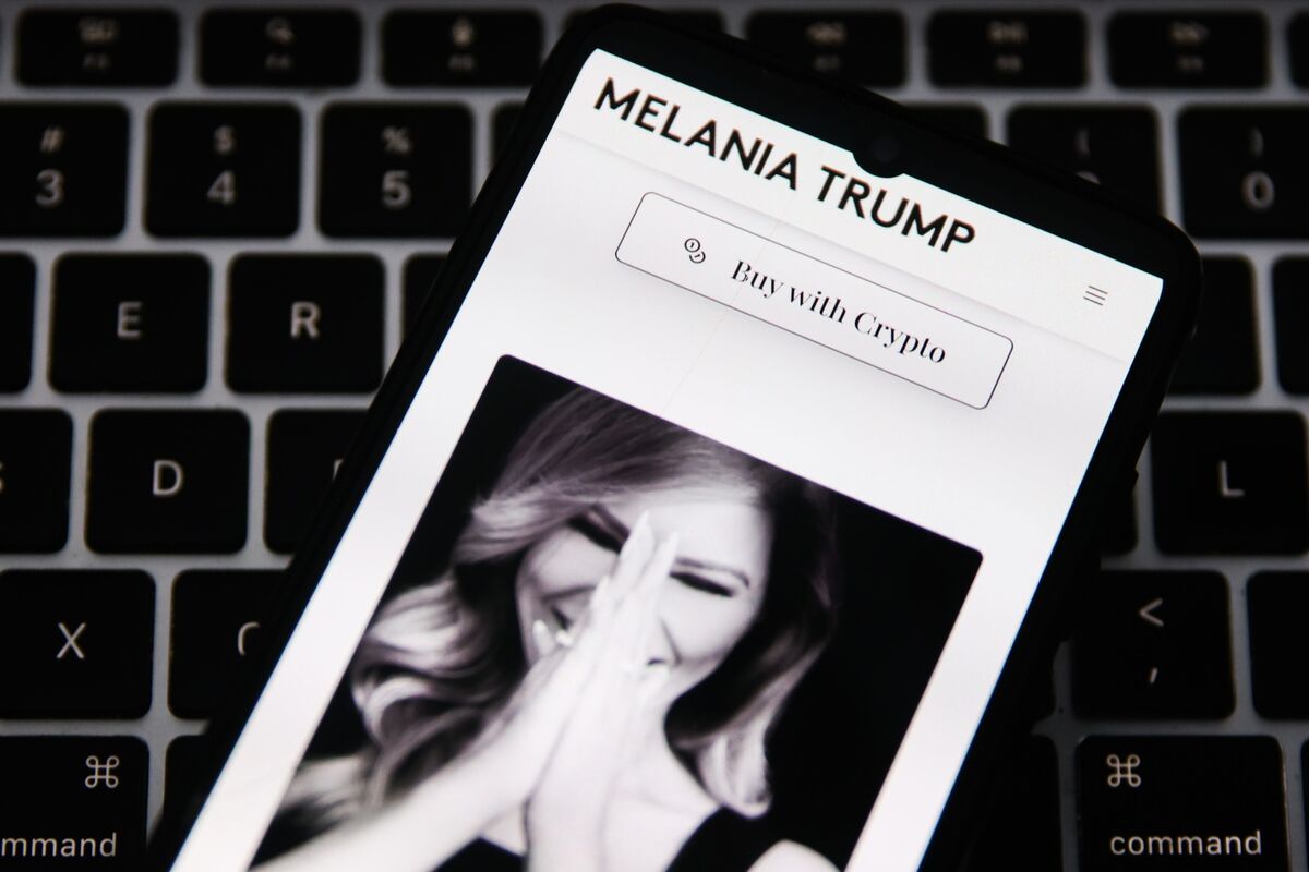 Melania Trump Memecoins Crash: What Happened? Melania Trump Memecoins Crash: What Happened?