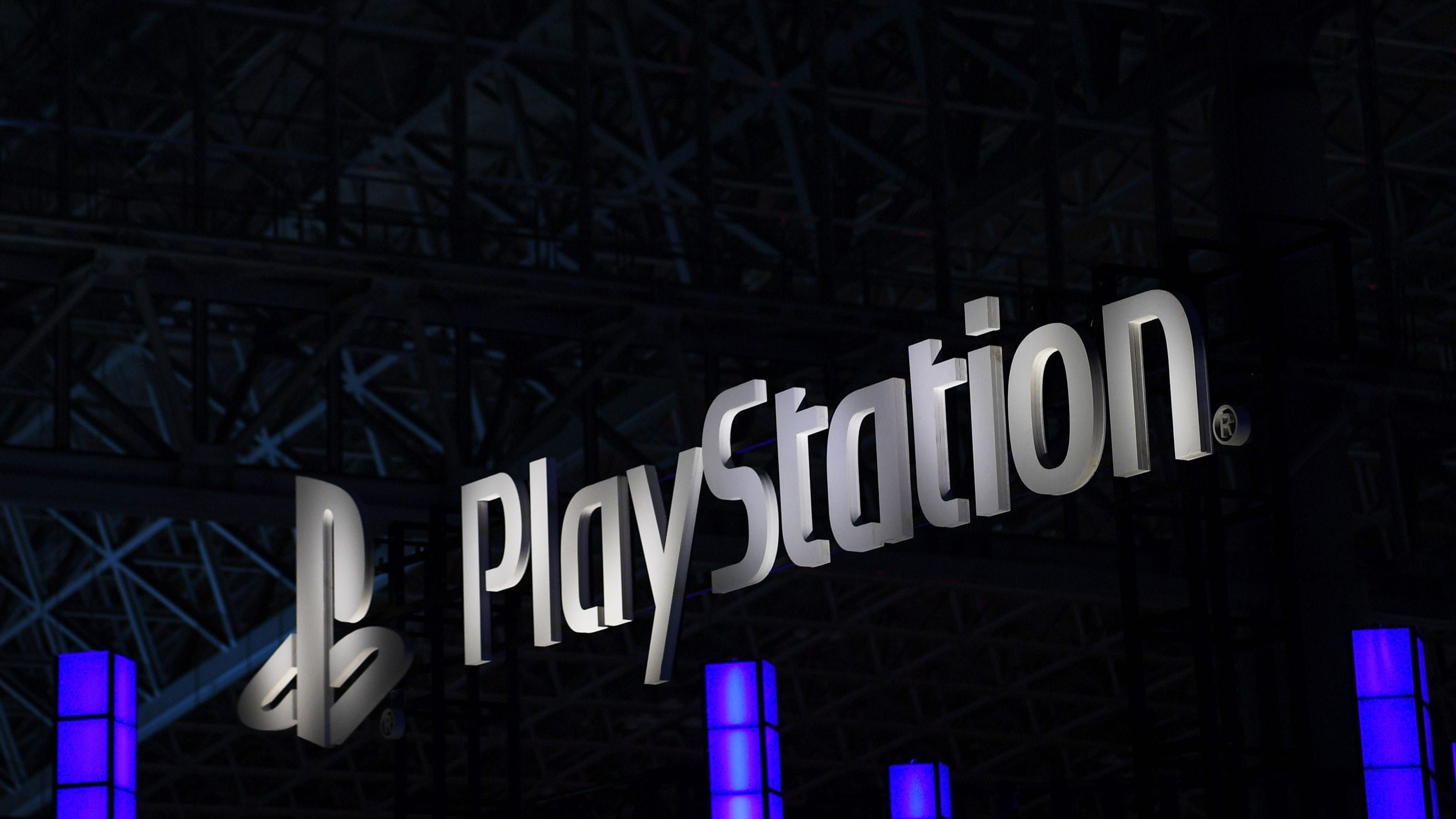 PlayStation Network Outage: 16 Hours And Counting – Players Offline PlayStation Network Outage: 16 Hours And Counting – Players Offline