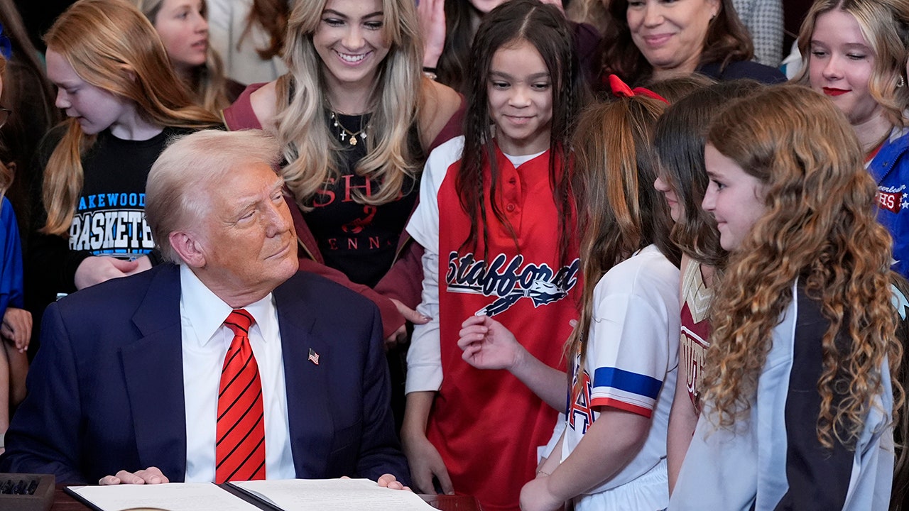 Ravens GM's Wife Defends Trump's Women's Sports Order, Clashing With Team Employee Ravens GM's Wife Defends Trump's Women's Sports Order, Clashing With Team Employee