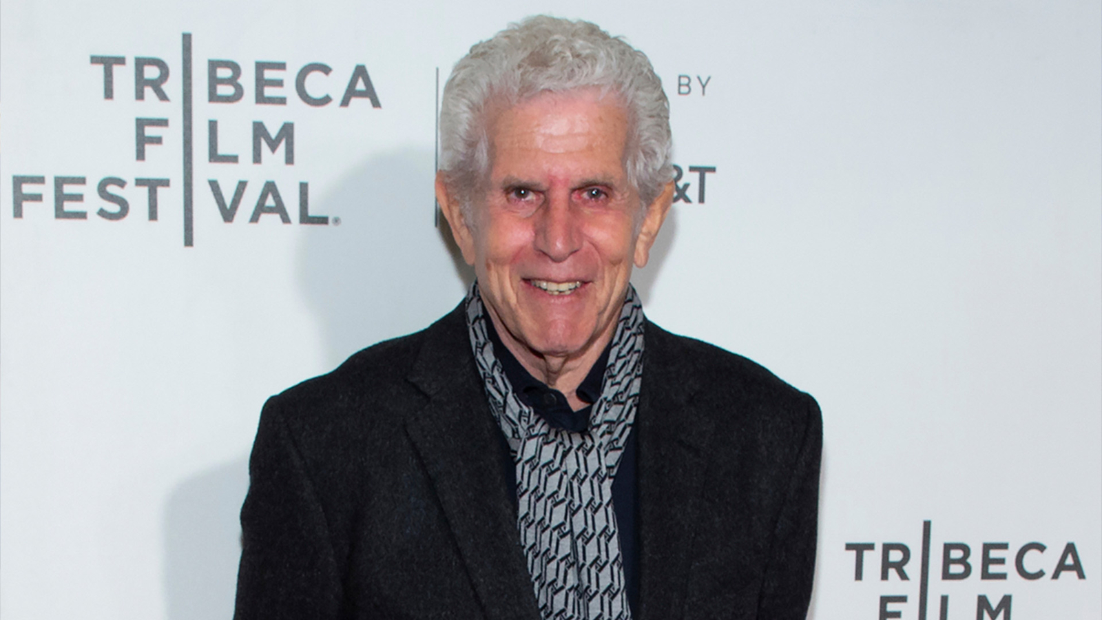 Remembering Tony Roberts: A Career In Film And On Stage With Woody Allen Remembering Tony Roberts: A Career In Film And On Stage With Woody Allen