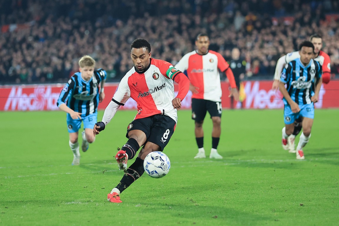 Sparta Helpt Feyenoord Uit De Brand: Analyse Van De Cruciale Samenwerking Sparta Helpt Feyenoord Uit De Brand: Analyse Van De Cruciale Samenwerking