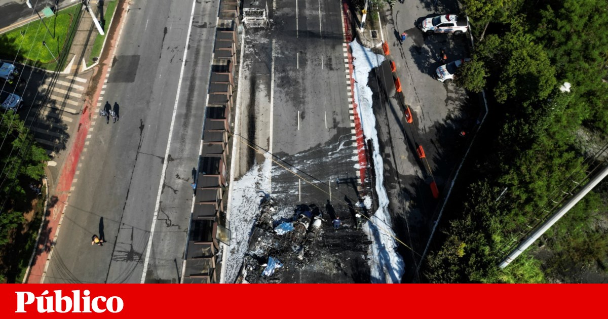 Tragédia Em São Paulo: Avião Cai Em Avenida, Deixando Dois Mortos Tragédia Em São Paulo: Avião Cai Em Avenida, Deixando Dois Mortos