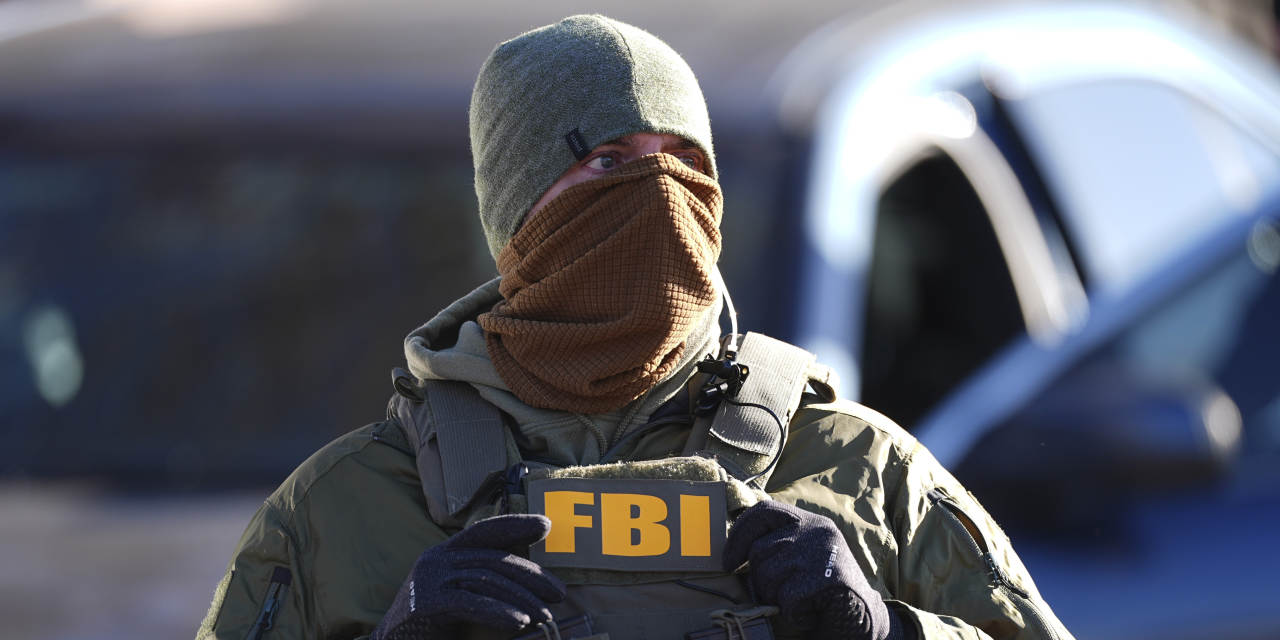 Trump's Mass Deportations: FBI In Turmoil Trump's Mass Deportations: FBI In Turmoil