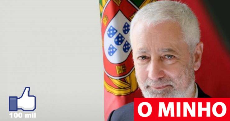 Valença Condecora António Sampaio Da Nóvoa Com Medalha De Mérito De Ouro Valença Condecora António Sampaio Da Nóvoa Com Medalha De Mérito De Ouro