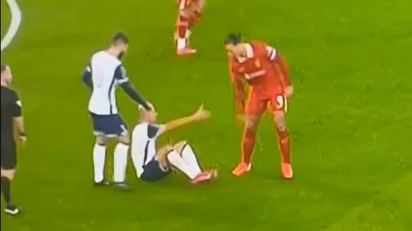 Van Dijk Humilie Richarlison : Le Geste Choquant À Liverpool Van Dijk Humilie Richarlison : Le Geste Choquant À Liverpool